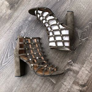 Stunning Olive studded Caged Block Heel NWOT